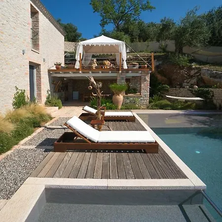 Sinium Luxury Villa *